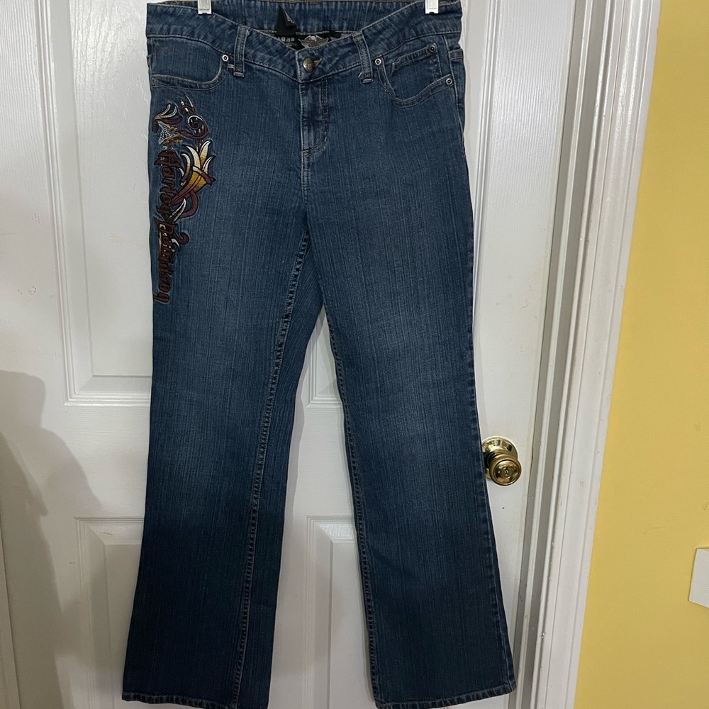 Harley Davidson jeans with embroidered right leg 10